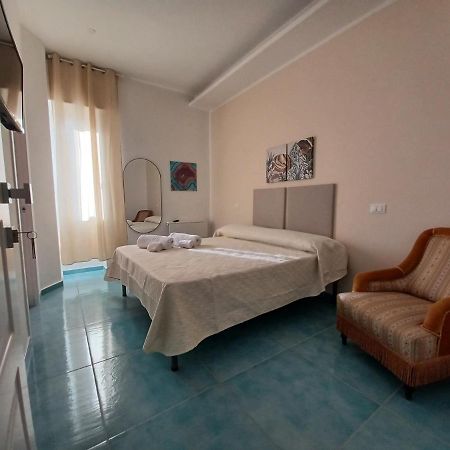 סלרנו B&B Due Stanzulelle מראה חיצוני תמונה